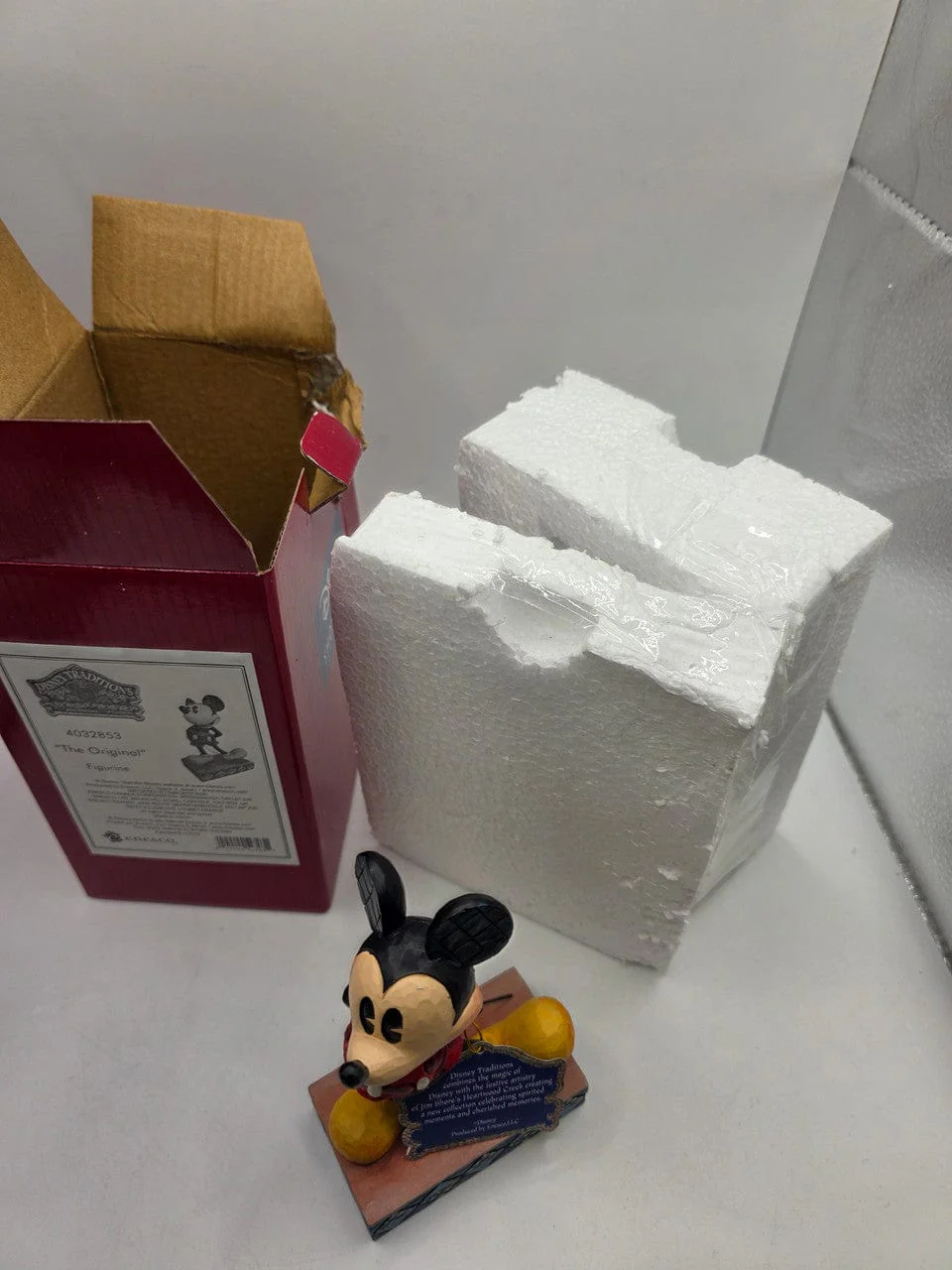 DAMAGED BOX - Disney Traditions The Original - Mickey Mouse Personality Pose Figurine 4032853 - Image 5