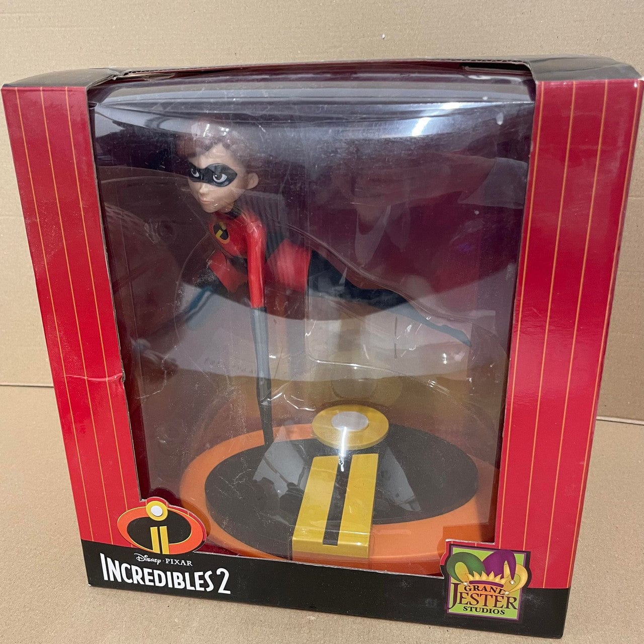 DAMAGED BOX - Grand Jester Studios Disney Mrs Incredible Vinyl Figurine - Image 6