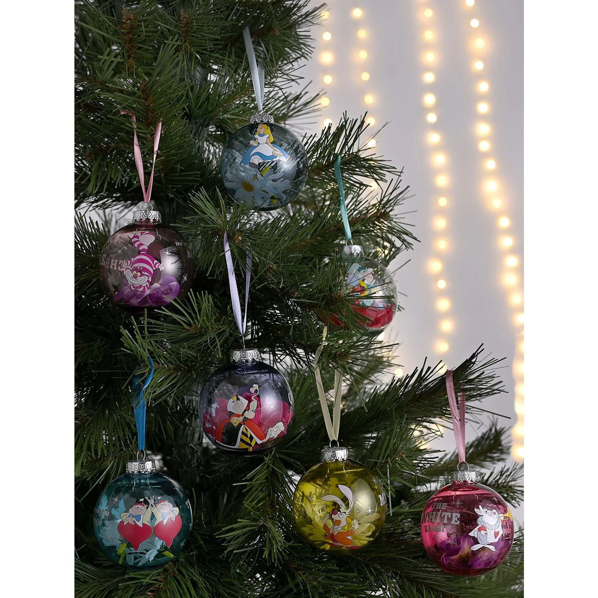 Disney Icons And Villains Set of 7 Baubles - Alice In Wonderland - Image 10