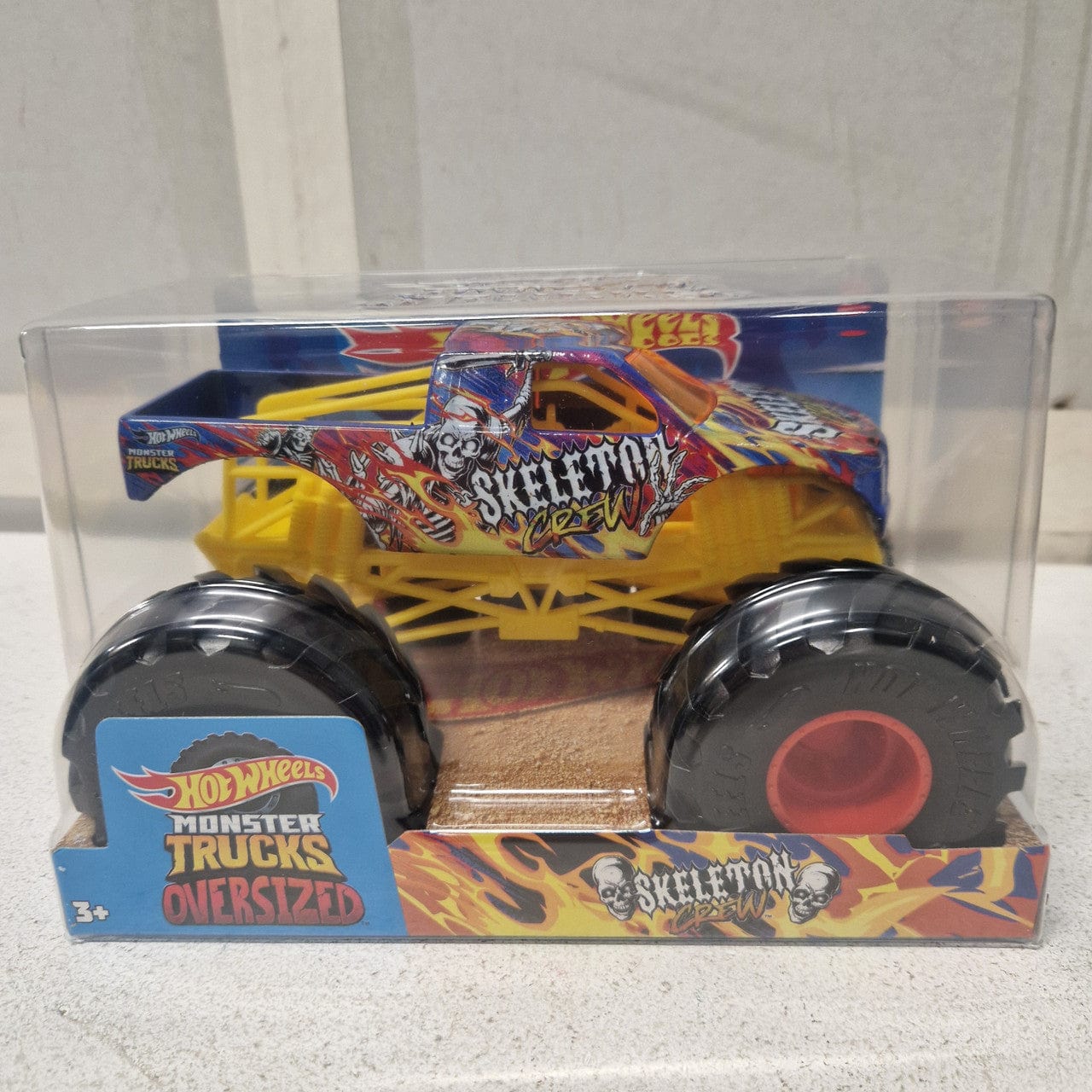 Hot Wheels Monster Trucks Oversized Skeleton Crew